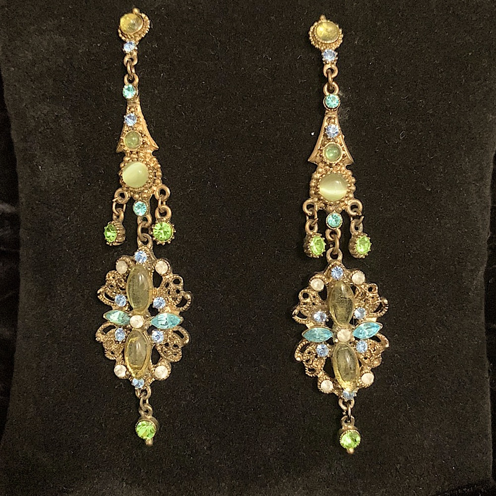 Stunning antique finish chandelier earrings.